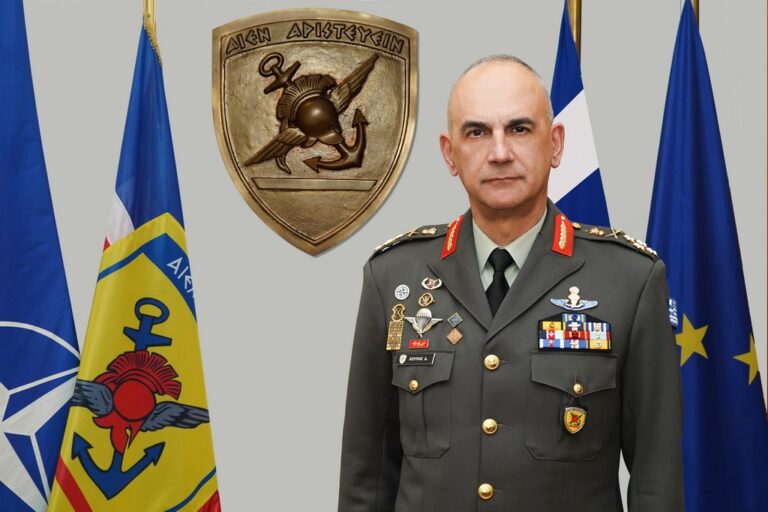 GENERAL-CHOUPIS