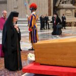 ΠΑΠΑΣ ΦΡΑΓΚΙΣΚΟΣ: ΘΑ ΨΗΦΙΣΤΕΙ ΣΥΝΕΧΙΣΤΗΣ ΤΩΝ ΑΝΤΙΛΗΨΕΩΝ ΤΟΥ;