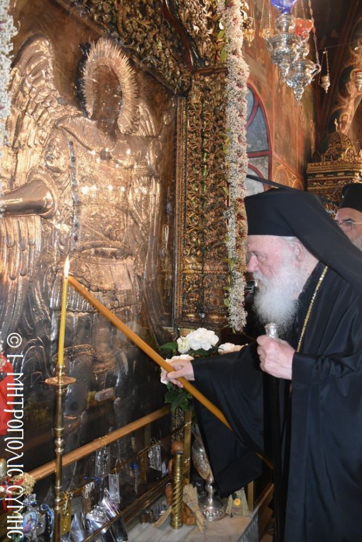 ΠΡΟΣΚΥΝΗΜΑ ΤΟΥ ΑΡΧΙΕΠΙΣΚΟΠΟΥ  ΙΕΡΩΝΥΜΟΥ ΣΤΟΝ ΠΑΝΟΡΜΙΤΗ – ΣΥΓΚΙΝΗΣΗ ΚΑΙ …