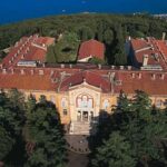 ΕΓΚΑΡΔΙΕΣ ΟΛΟΘΕΡΜΕΣ ΕΟΡΤΙΕΣ ΕΥΧΕΣ ΓΙΑ ΤΟ ΑΓΙΟ ΠΑΣΧΑ 2025 ΑΠΟ ΤΟΝ ΣΕΒΑΣΜΙΩΤΑΤΟ ΜΗΤΡΟΠΟΛΙΤΗ ΜΑΝΤΙΝΕΙΑΣ ΚΑΙ ΚΥΝΟΥΡΙΑΣ κ.κ. ΕΠΙΦΑΝΙΟ