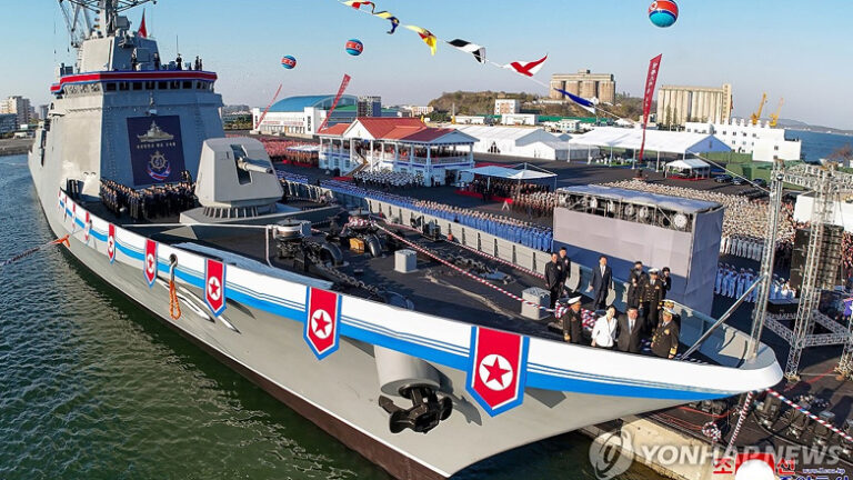 ΒΟΡΕΙΑ ΚΟΡΕΑ: ΣΟΒΑΡΟ ΑΤΥΧΗΜΑ ΚΑΤΑ ΤΗΝ ΚΑΘΕΛΚΥΣΗ ΠΟΛΕΜΙΚΟΥ ΠΛΟΙΟΥ