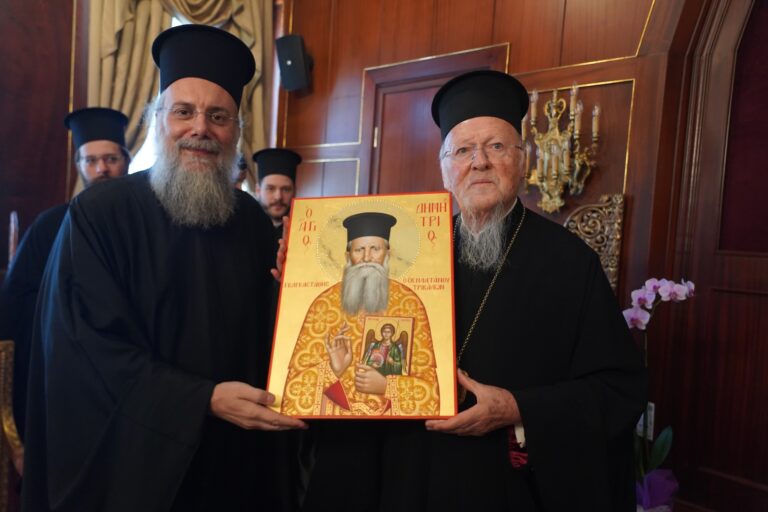 ΕΠΙΣΗΜΗ ΤΕΛΕΤΗ ΣΤΟ ΟΙΚΟΥΜΕΝΙΚΟ ΠΑΤΡΙΑΡΧΕΙΟ ΓΙΑ ΤΗΝ ΕΝΤΑΞΗ ΤΟΥ ΜΑΚΑΡΙΟΥ …