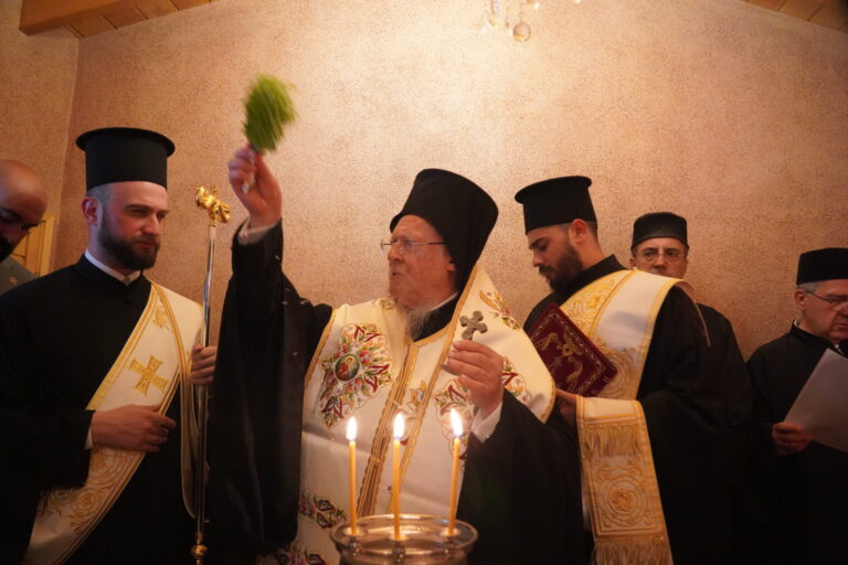 ΟΙΚΟΥΜΕΝΙΚΟΣ ΠΑΤΡΙΑΡΧΗΣ ΓΙΑ ΤΗΝ ΓΑΖΑ: “ΠΑΡΑΚΟΛΟΥΘΟΥΜΕ ΜΕ ΑΠΟΤΡΟΠΙΑΣΜΟ  …