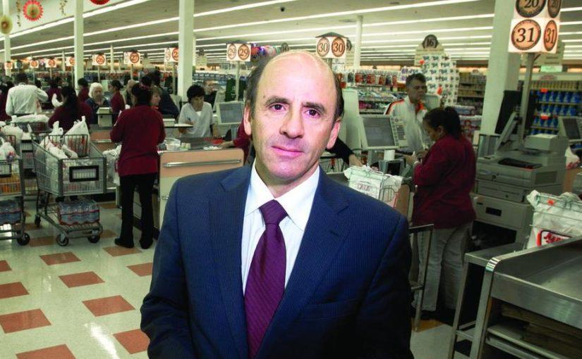 ΟΙ ΑΔΕΛΦΕΣ ΤΟΥ ΑΘΑΝΑΣΙΟΥ Τ. ΔΗΜΟΥΛΑ ΕΔΙΩΞΑΝ ΑΠΟ ΤΟ ΣΥΜΒΟΥΛΙΟ ΤΗΣ MARKET BASKET ΣΤΕΝΟ ΤΟΥ ΣΥΝΕΡΓΑΤΗ