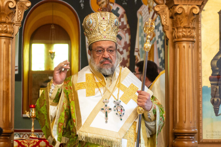 Ο ΜΕΣΣΗΝΙΑΣ ΧΡΥΣΟΣΤΟΜΟΣ ΣΤΟ ΜΕΤΟΧΙ ΤΗΣ ΜΟΝΗΣ ΒΟΥΛΚΑΝΟΥ