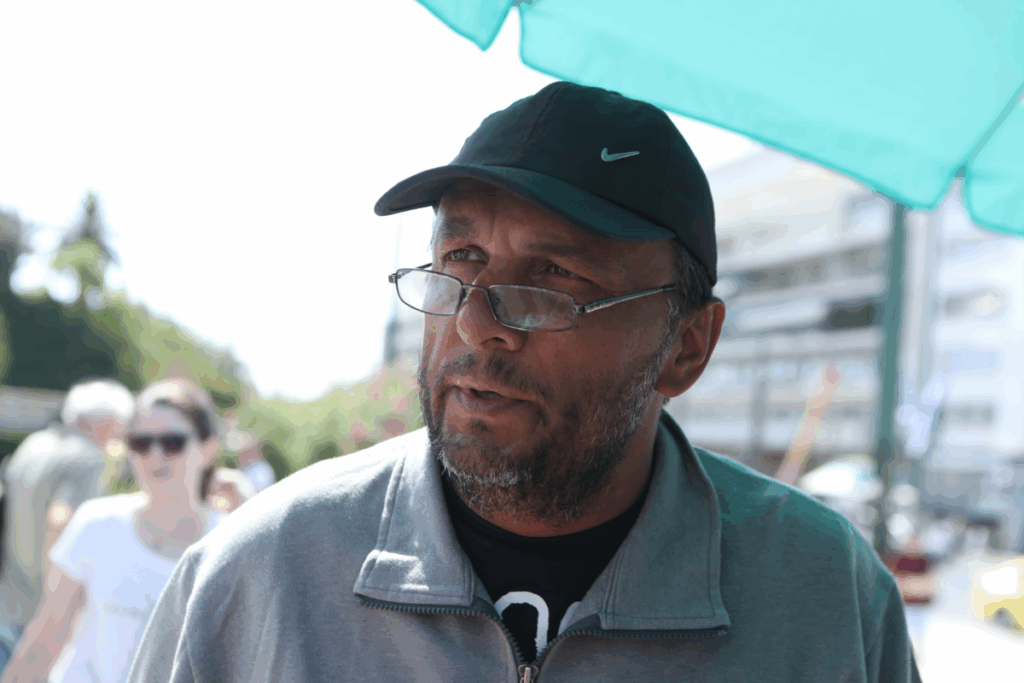 ΣΤΑΜΑΤΗΣΕ ΤΗΝ ΑΠΕΡΓΙΑ ΠΕΙΝΑΣ Ο ΔΗΜΗΤΡΗΣ ΟΙΚΟΝΟΜΟΠΟΥΛΟΣ – ΚΡΙΣΙΜΗ Η ΚΑΤΑΣΤΑΣΗ ΤΟΥ ΠΑΝΟΥ ΡΟΥΤΣΙ