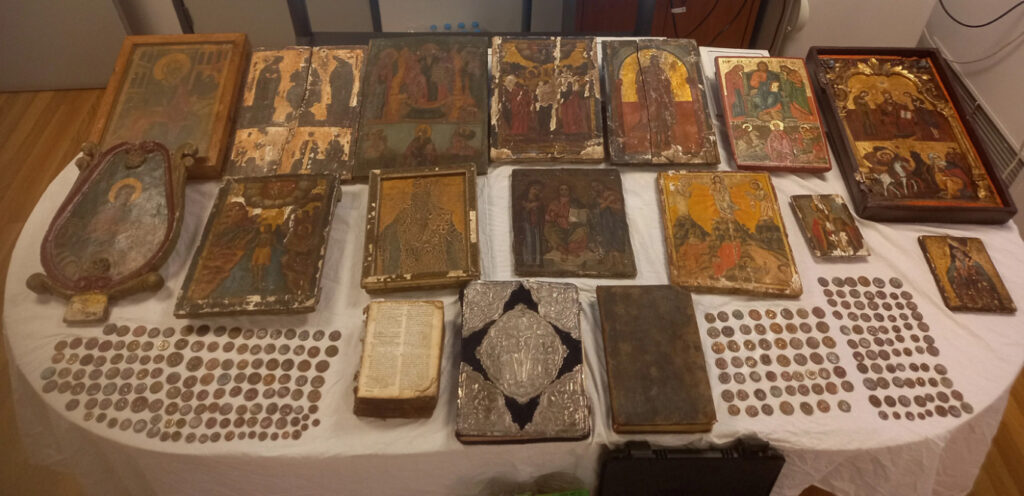 ΤΑ ΠΟΛΥΤΙΜΑ ΑΝΤΙΚΕΙΜΕΝΑ ΠΟΥ ΗΘΕΛΕ ΝΑ ΠΟΥΛΗΣΕΙ Ο ΑΘΕΟΦΟΒΟΣ ΗΓΟΥΜΕΝΟΣ ΤΟΥ Μ. ΣΠΗΛΑΙΟΥ – ΤΟ «ΔΙΚΤΥΟ» ΤΟΥ ΚΑΙ ΠΩΣ ΞΕΣΚΕΠΑΣΤΗΚΕ