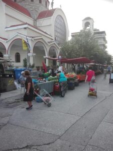 Ο ΙΕΡΟΣ ΝΑΟΣ ΚΑΙ Η ΛΑΪΚΗ ΑΓΟΡΑ