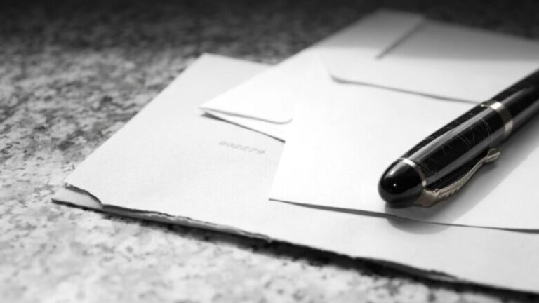 ΠΟΤΕ ΚΑΝΟΥΝ ΣΩΣΤΑ ΤΗ ΔΟΥΛΕΙΑ ΤΟΥΣ ΟΙ ΣΥΝΕΡΓΑΤΕΣ ΤΩΝ ΥΠΟΥΡΓΩΝ;