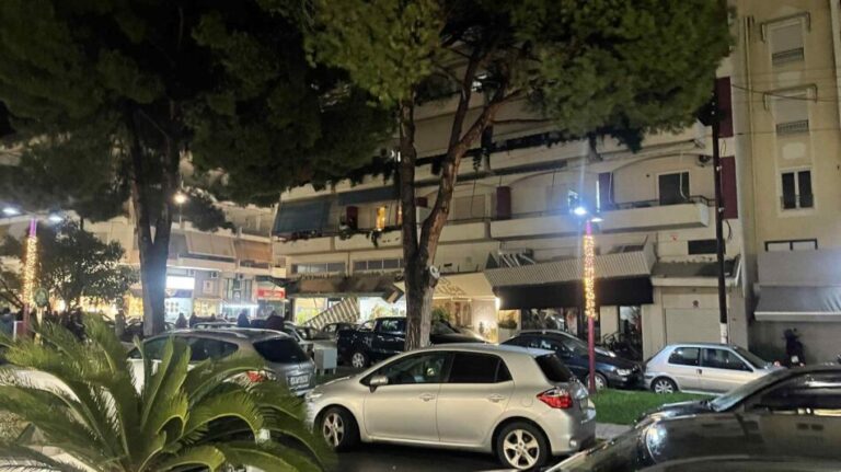 ΚΑΤΑΡΡΕΥΣΗ ΠΡΟΣΟΨΕΩΝ ΚΑΤΑΣΤΗΜΑΤΩΝ ΣΤΟ ΚΕΝΤΡΟ ΤΗΣ ΚΑΛΑΜΑΤΑΣ ΛΟΓΩ ΚΑΚΟΚΑ …