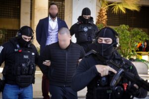 ΣΥΜΒΟΛΑΙΟ ΘΑΝΑΤΟΥ ΠΙΣΩ ΑΠΟ ΤΗ ΔΟΛΟΦΟΝΙΑ ΣΤΗ ΦΟΙΝΙΚΟΥΝΤΑ; ΤΗΝ ΣΧΕΔΙΑΖΑΝ ΔΥΟ ΜΗΝΕΣ ΠΡΙΝ