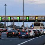 ΠΑΡΑΔΟΘΗΚΑΝ ΟΙ ΤΡΕΙΣ ΑΠΟ ΤΟΥΣ ΕΝΝΕΑ ΠΟΥ ΞΥΛΟΚΟΠΗΣΑΝ ΜΕΧΡΙ ΘΑΝΑΤΟΥ ΤΟΝ 30ΧΡΟΝΟ