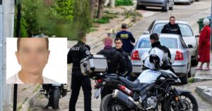 «ΠΑΙΔΙ ΜΟΥ ΠΕΘΑΝΑ ΤΩΡΑ, ΜΗ ΜΕ ΣΚΟΤΩΝΕΙΣ ΑΛΛΟ»: ΤΑ ΤΕΛΕΥΤΑΙΑ ΛΟΓΙΑ ΤΟΥ 80ΧΡΟΝΟΥ ΠΡΙΝ ΞΕΨΥΧΗΣΕΙ ΣΤΗ ΓΛΥΦΑΔΑ