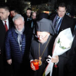 ΧΕΙΡΟΠΕΔΕΣ ΣΕ ΤΡΙΑ ΑΤΟΜΑ ΠΟΥ ΚΑΤΗΓΟΡΟΥΝΤΑΙ ΓΙΑ ΣΥΜΜΕΤΟΧΗ ΣΕ 29 ΚΛΟΠΕΣ ΣΤΗΝ ΚΑΛΑΜΑΤΑ