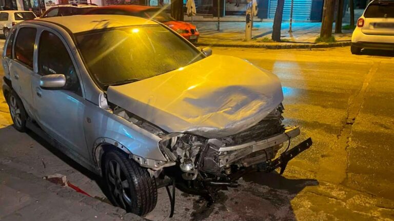 ΜΕΘΥΣΜΕΝΗ 24ΧΡΟΝΗ ΟΔΗΓΟΣ ΕΠΕΣΕ ΠΑΝΩ ΣΕ 15 ΣΤΑΘΜΕΥΜΕΝΑ ΑΥΤΟΚΙΝΗΤΑ, ΚΑΤΑ …