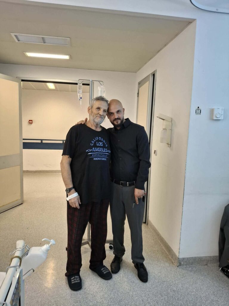 44ab1921 7002 4d09 b0f9 f829c9d0bf30