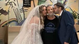 ΑΠΟΚΛΕΙΣΤΙΚΟ: ΣΤΙΓΜΕΣ ΣΥΓΚΙΝΗΣΗΣ ΚΑΙ ΧΑΡΑΣ ΕΚΤΥΛΙΧΘΗΚΑΝ ΣΤΟ ΓΕΝΙΚΟ ΝΟΣΟΚΟΜΕΙΟ ΚΑΛΑΜΑΤΑΣ ΟΤΑΝ ΓΑΜΠΡΟΣ ΚΑΙ ΝΥΦΗ ΕΠΙΣΚΕΦΤΗΚΑΝ ΓΙΑ ΝΑ ΠΑΡΟΥΝ ΤΗΝ ΕΥΧΗ ΤΟΥ ΑΡΡΩΣΤΟΥ ΠΑΤΕΡΑ ΤΟΥΣ (ΦΩΤΟΓΡΑΦΙΕΣ ΚΑΙ VIDEO)