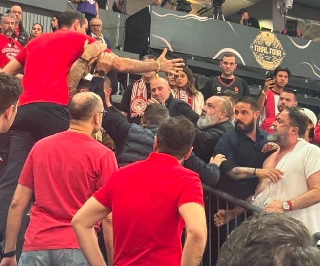 ΣΥΡΡΑΞΗ ΒΑΓΓΕΛΗ ΜΑΡΙΝΑΚΗ & ΓΡΗΓΟΡΗ ΔΗΜΗΤΡΙΑΔΗ ΣΤΑ ΕΠΙΣΗΜΑ ΤΟΥ ΟΑΚΑ …